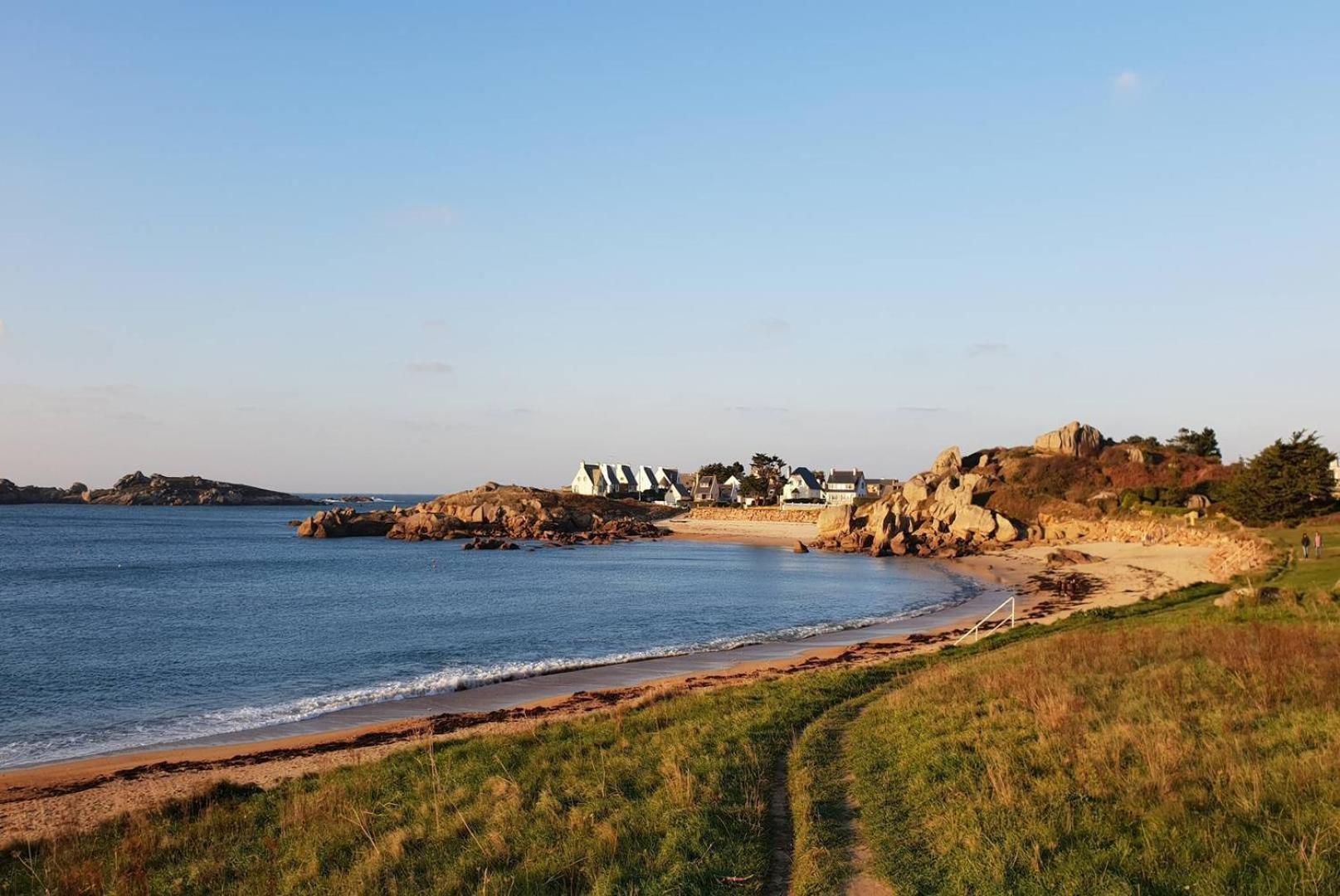 Maison 4 Personnes A 100M De La Plage De La Greve Rose A Tregastel - Ref 142 Zewnętrze zdjęcie